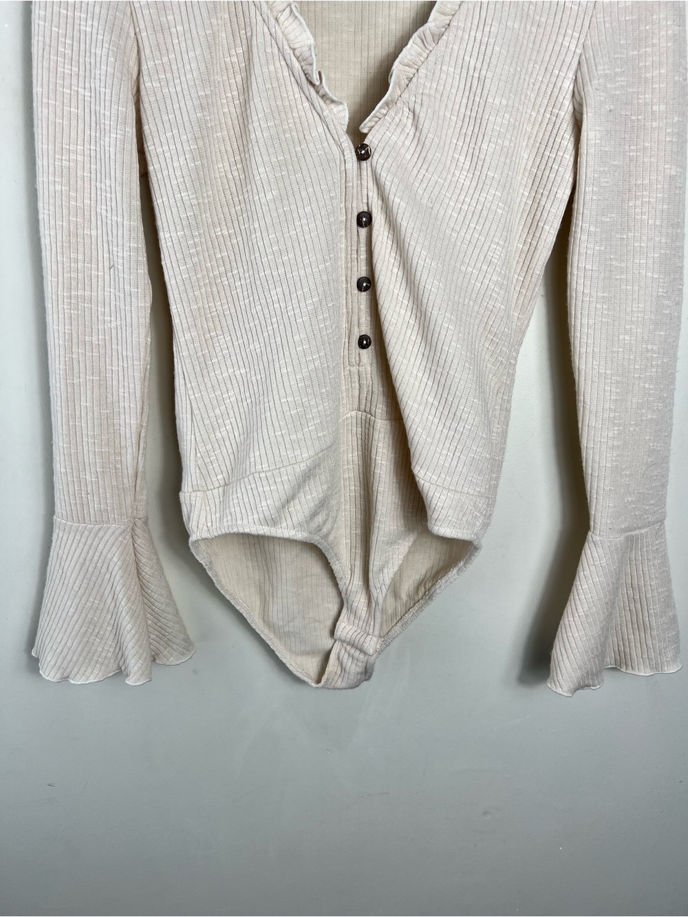 Free People Intimately Jackie Bodysuit In Oatmeal Ribbed Size Small Ruffle - Picture 5 of 12
